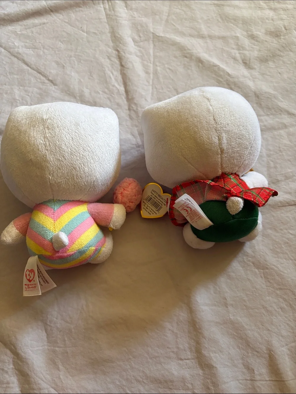 Hello Kitty Twin Plush Set - White with Pastel Stripe & Red Plaid